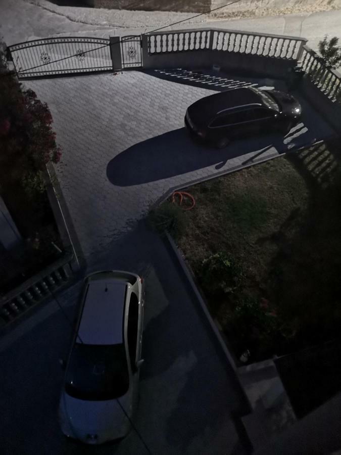 Sara Daire Bibinje Dış mekan fotoğraf